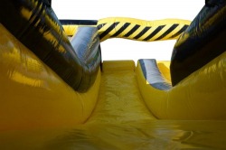 xtremem20rush20caution20inflatable20obstacle20course20rental 1 Xtreme Rush Obstacle Course (Caution Colors)